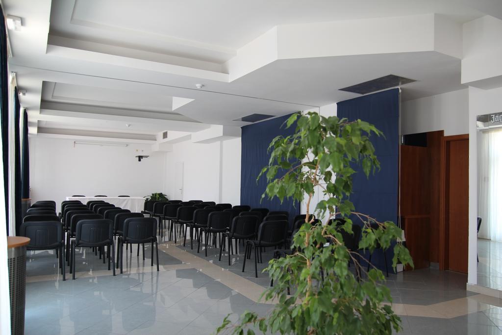 Hotel Arcus Residence 梅杜林 外观 照片